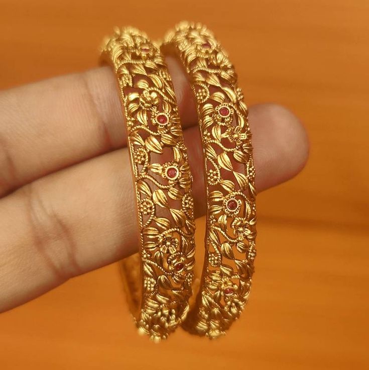Bangle 19
